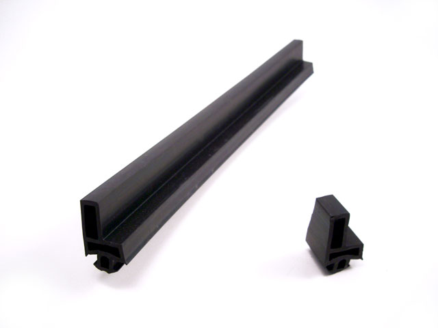 240700200302 - Joint d'étanchéité en caoutchouc EPDM pour battant