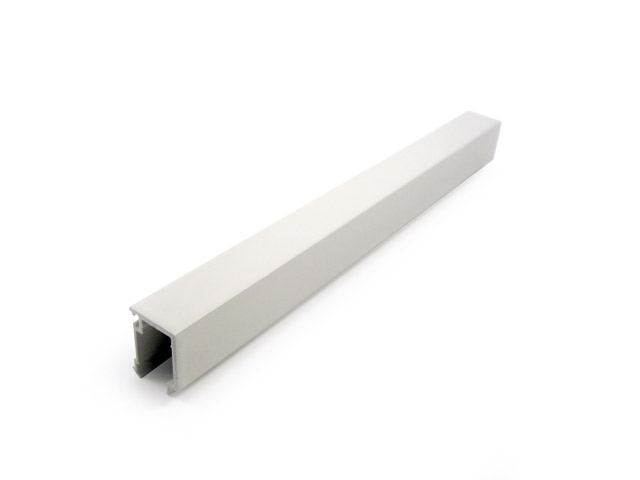 1724001U - Profilo Alu fermavetro da 17,5 - bianco RAL 9016 Satin