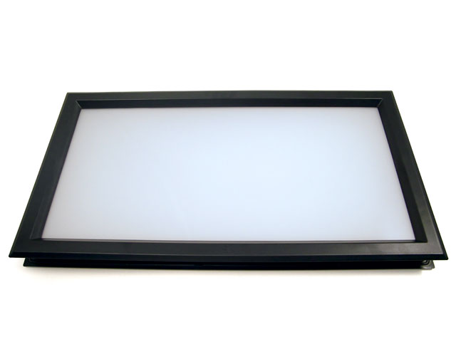 1542501C0001 - Oblò in ABS "BRE 06" 700x370 nero - opalino