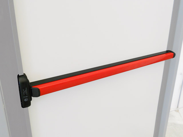 240509000125 - Mécanisme centrale - deux points de fermeture L840 pour barre antipanique push-bar BRE"12"