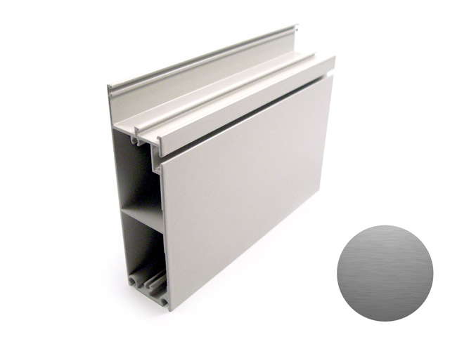 1757010D0002 - Profilé socle en aluminium 150 - oxydé scotch brite grey